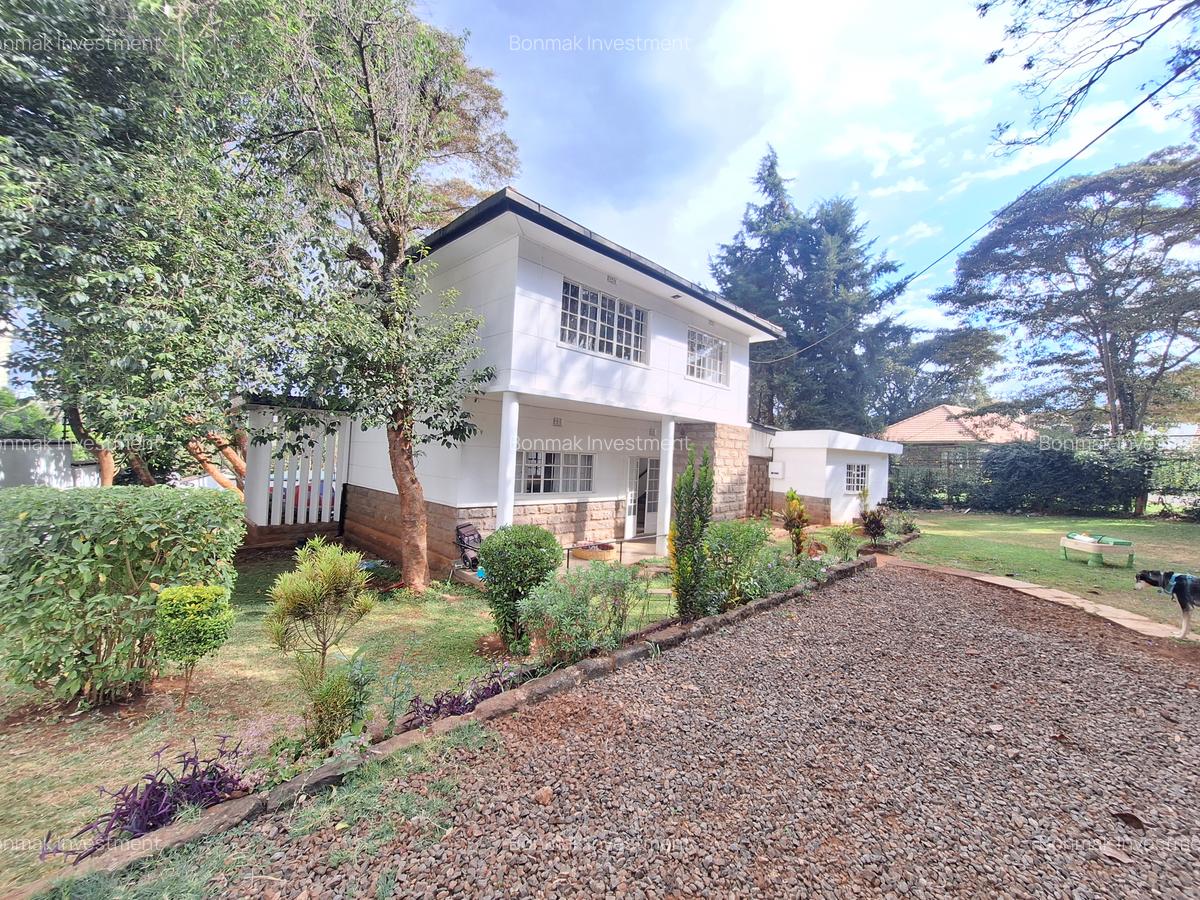 3 Bed Townhouse with En Suite at Lavington Green - 12