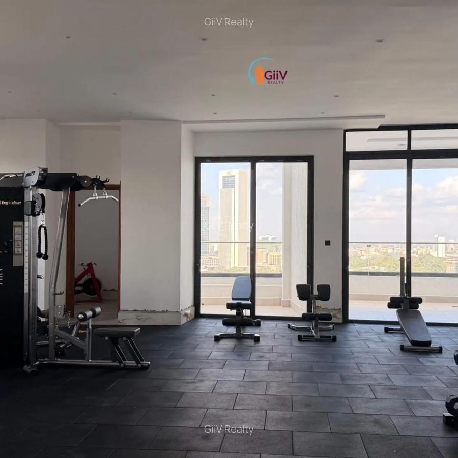 3 Bed Apartment with En Suite in Riverside - 13
