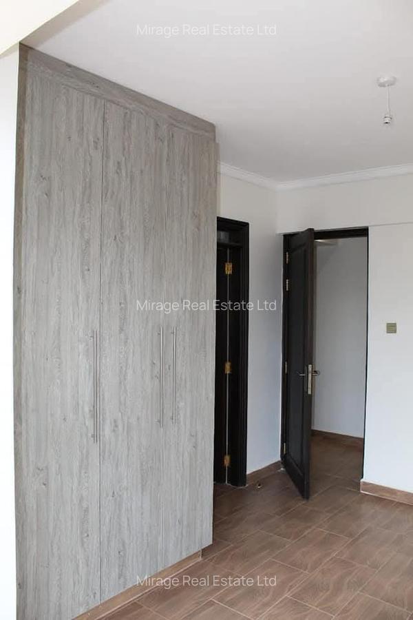 5 Bed Apartment with Gym in Parklands - 6