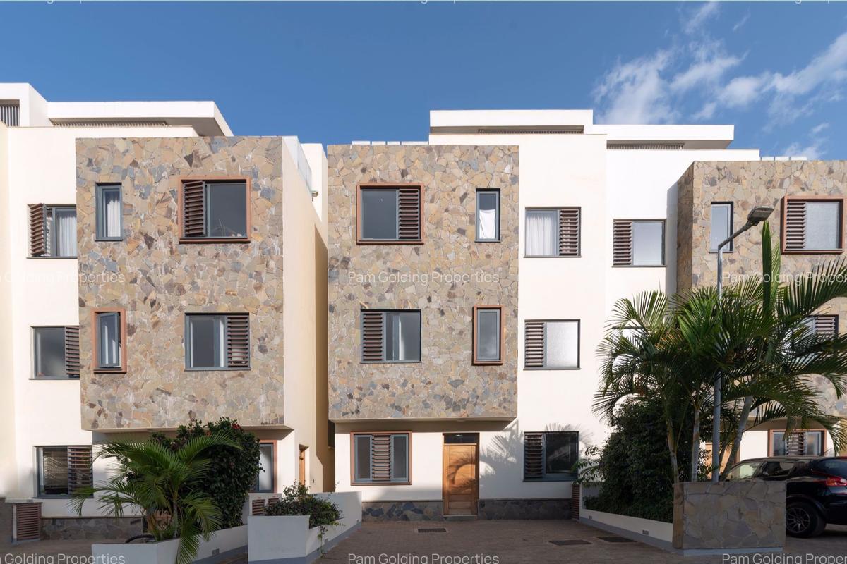4 Bed Townhouse with En Suite in Thika Road - 1