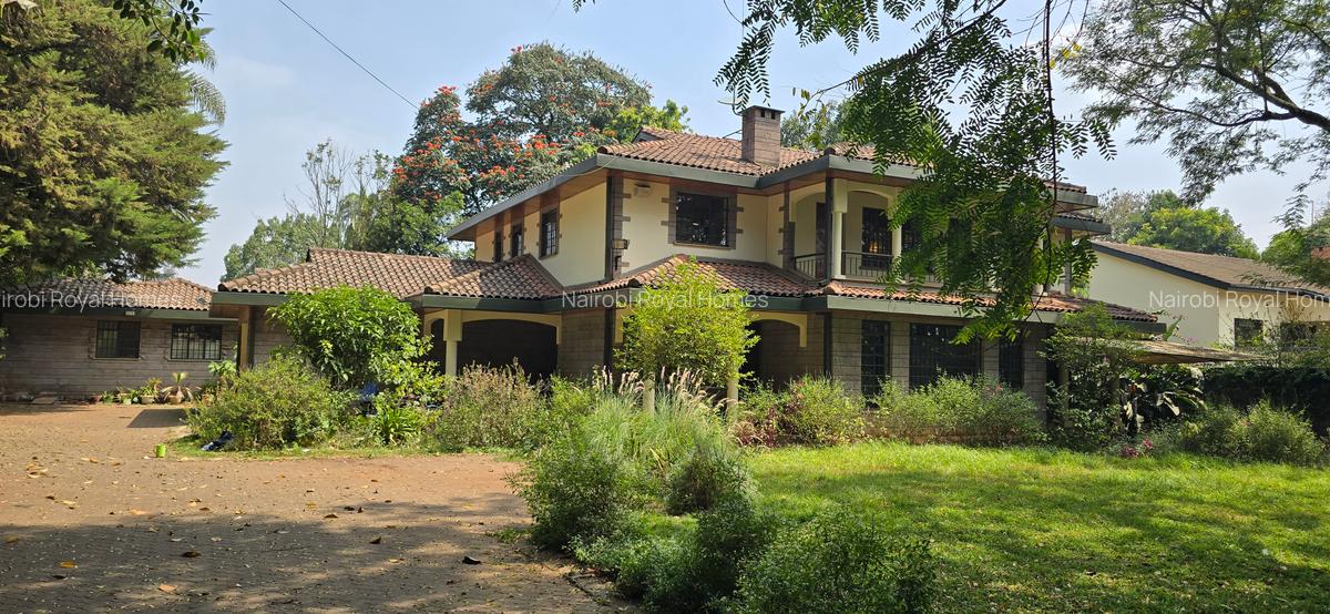 5 Bed House with En Suite at Redhil Road - 2
