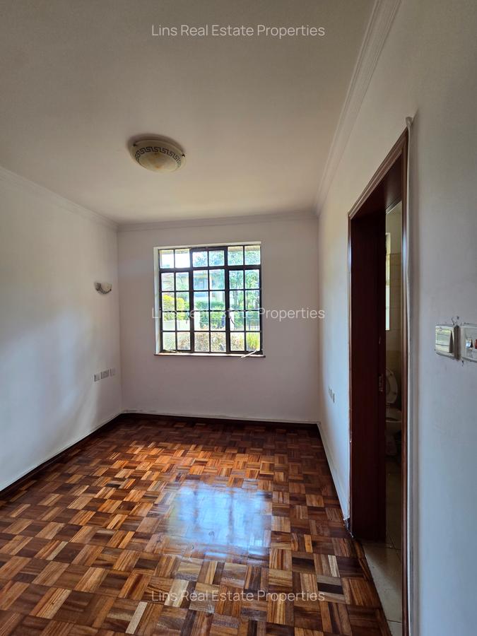 4 Bed Townhouse with En Suite in Loresho - 16