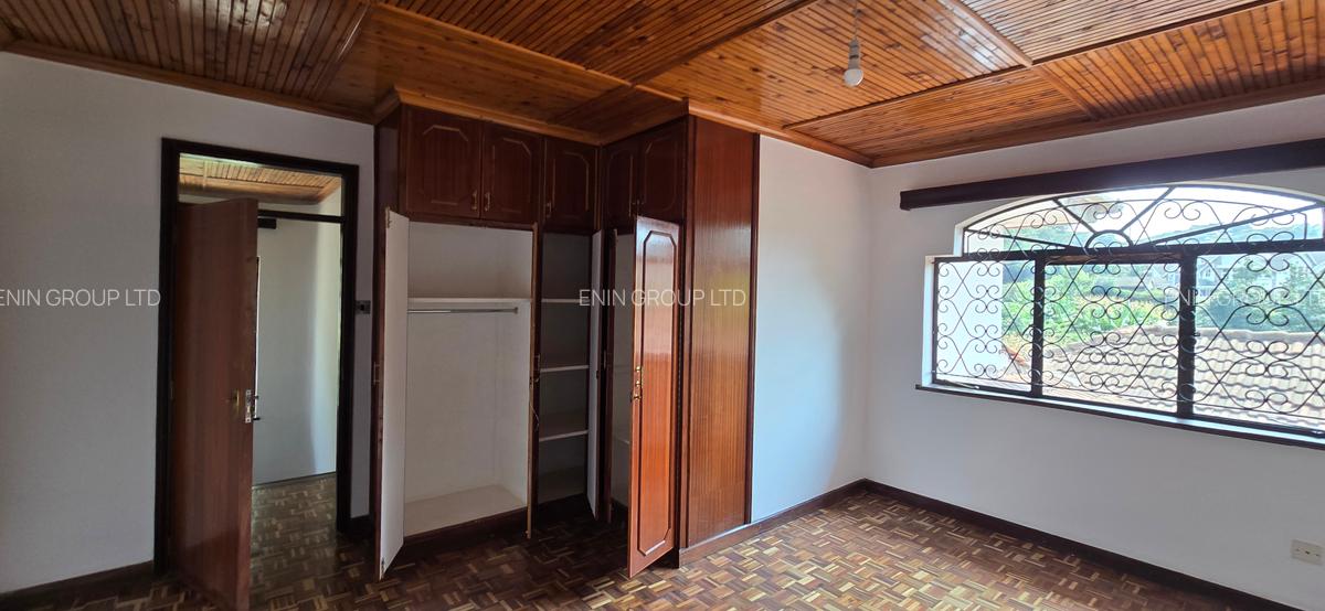 5 Bed Townhouse with En Suite at Nyari Central - 13