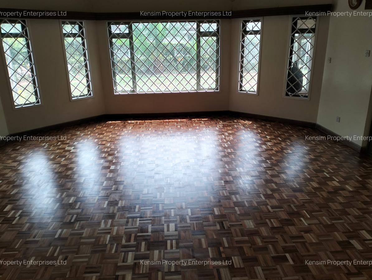 4 Bed Townhouse with En Suite in Lavington - 8