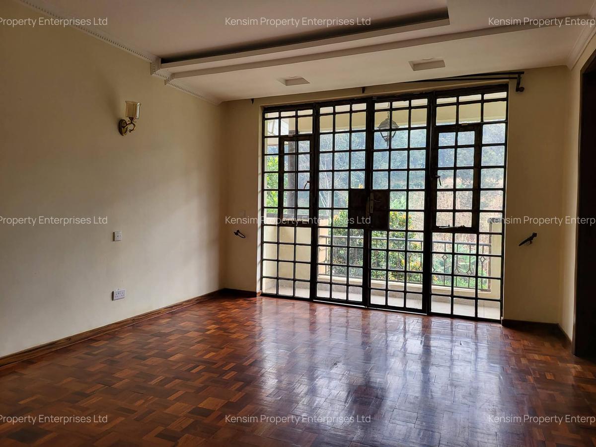 4 Bed Townhouse with En Suite in Kitisuru - 13