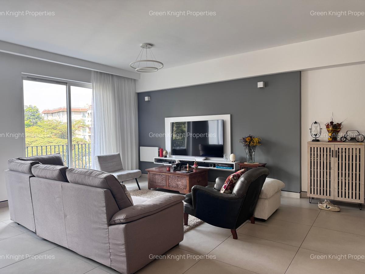 Serviced 3 Bed Apartment with En Suite in Kilimani - 10
