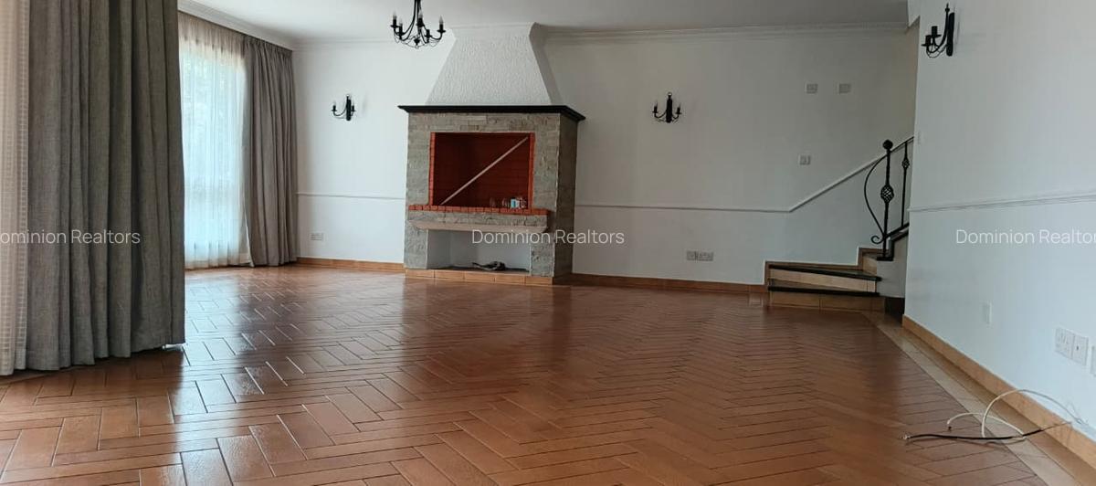 4 Bed Townhouse with En Suite in Westlands Area - 4