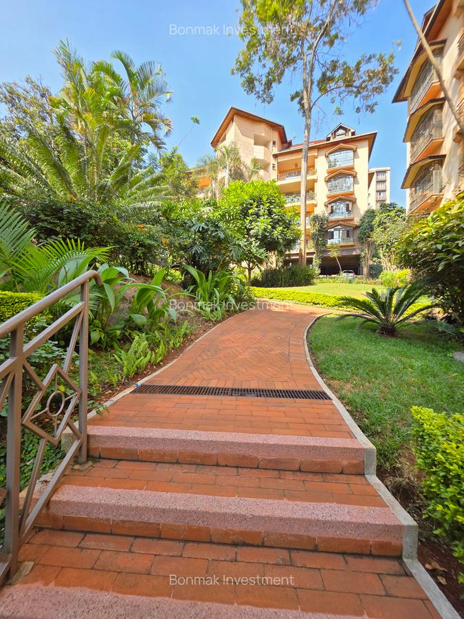 Furnished 3 Bed Apartment with En Suite at Brookside Drive - 1
