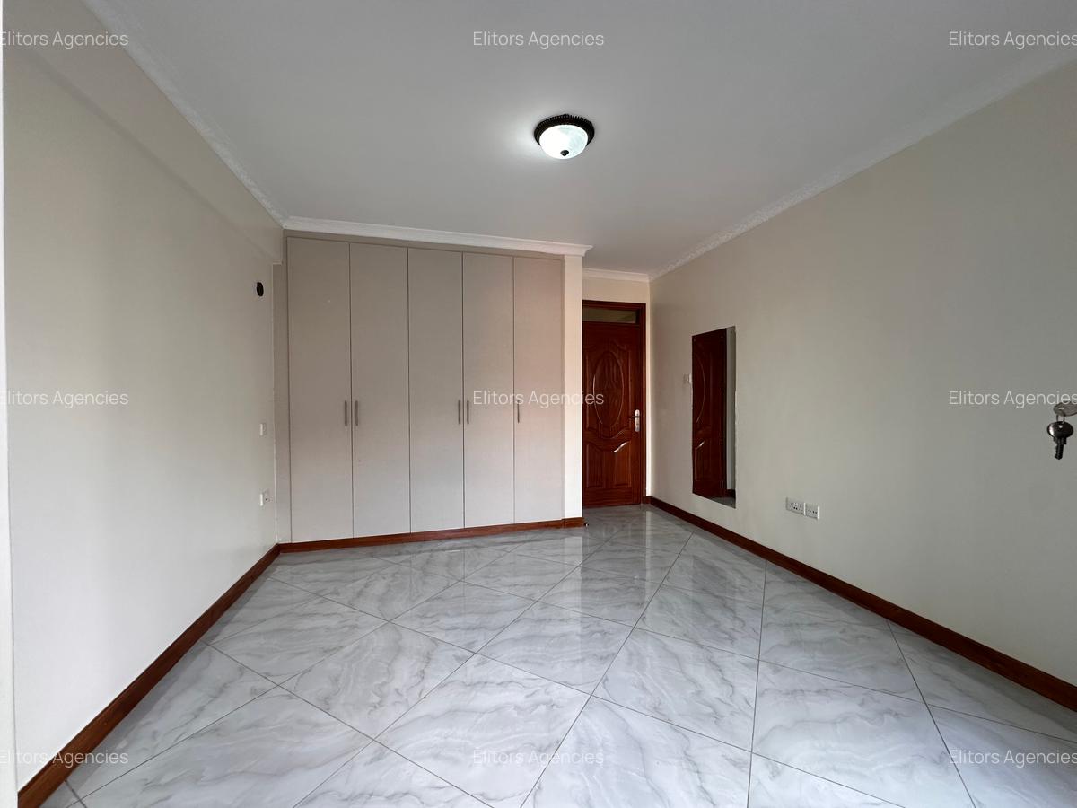 1 Bed Apartment with En Suite at School Lane - 9