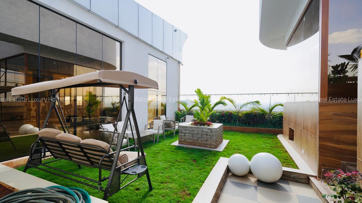 4 Bed Apartment with En Suite at 2026-510 - 16