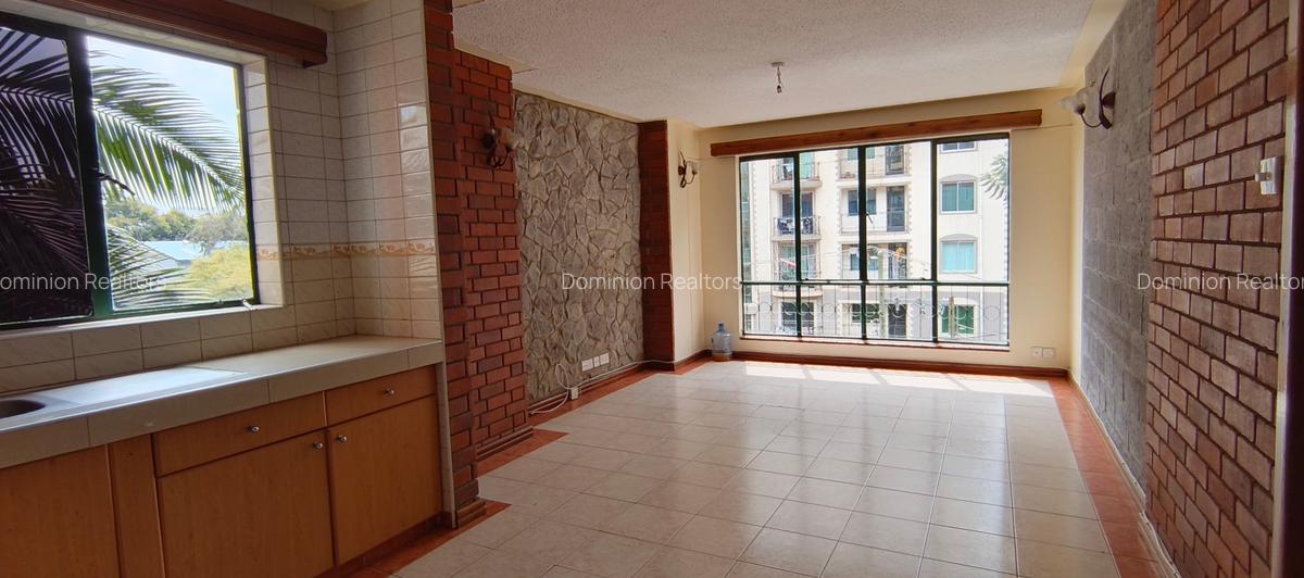 1 Bed Apartment with En Suite at Komo Lane - 2