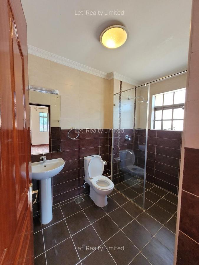 4 Bed Townhouse with En Suite in Lavington - 8
