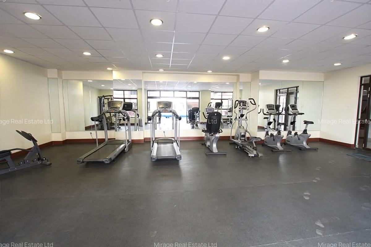 4 Bed Apartment with En Suite in Westlands Area - 4