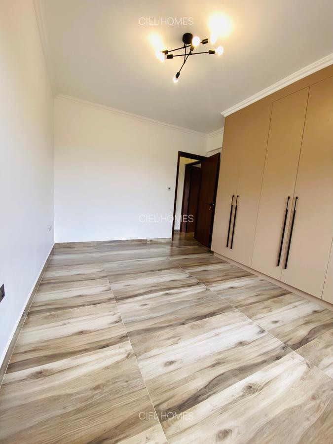 2 Bed Apartment with En Suite at School Lane - 9