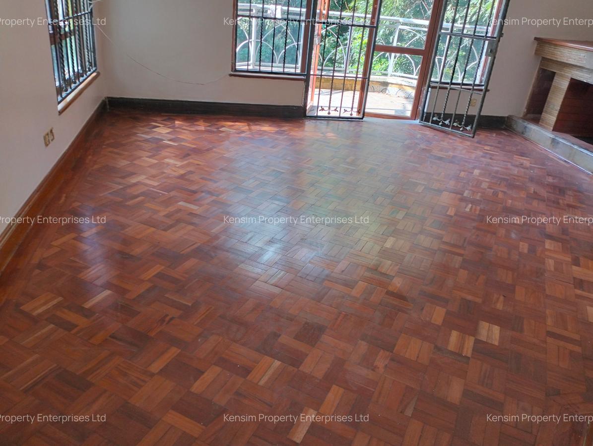 5 Bed Townhouse with En Suite in Runda - 14