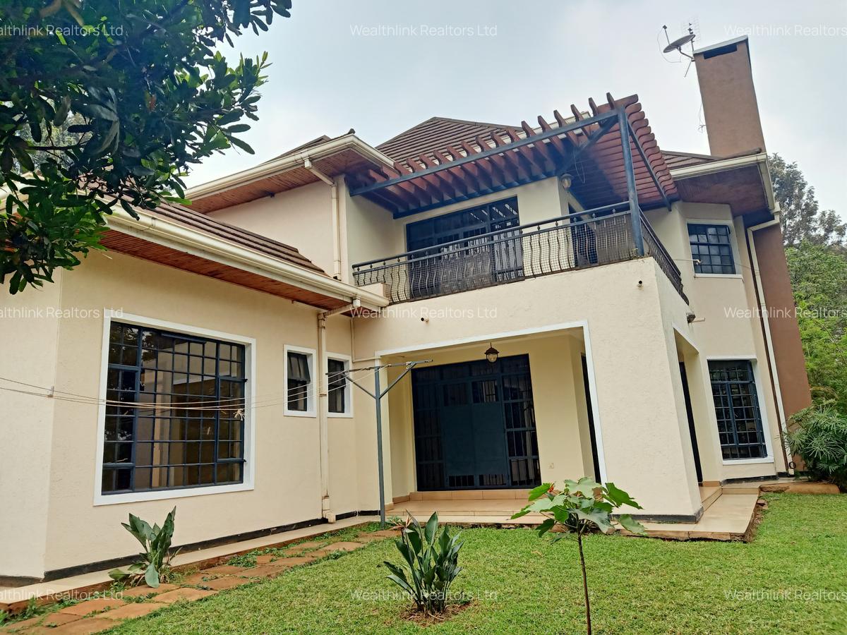 4 Bed Townhouse with En Suite at Runda Palm - 2