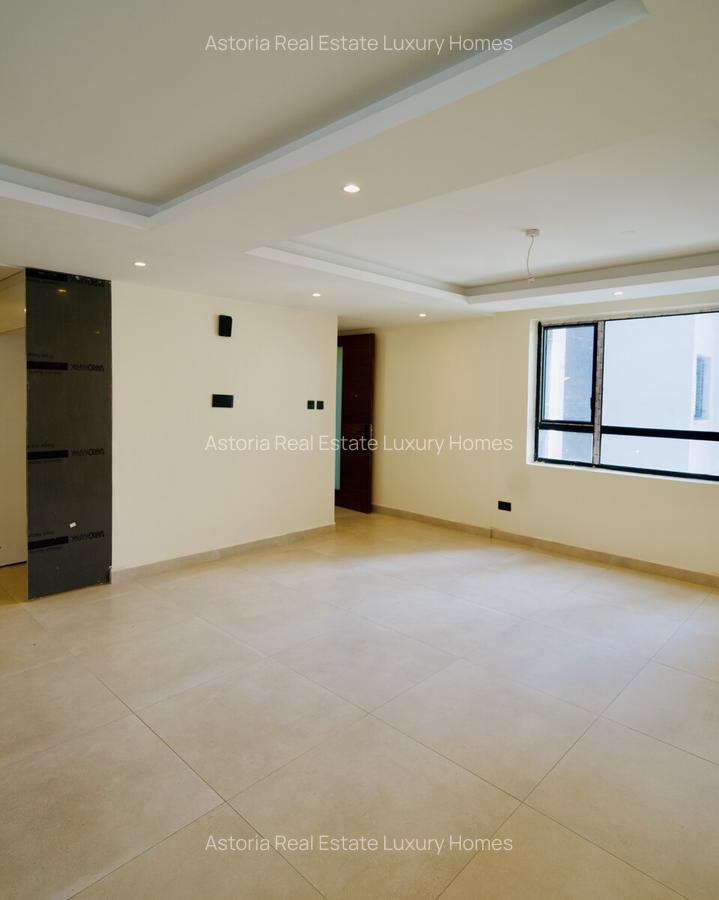4 Bed Apartment with En Suite at 2026-429 4 Bed - 17