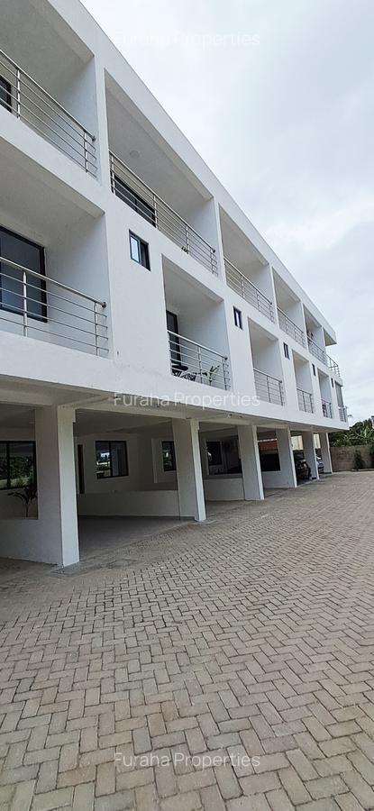 4 Bed Townhouse with En Suite at Nyali - 1