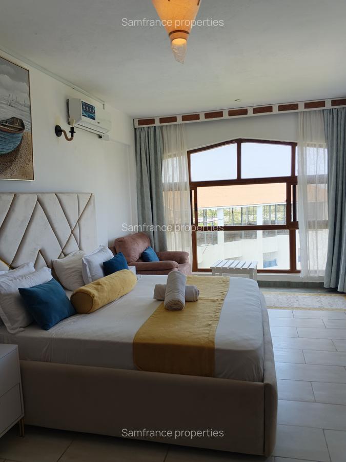 Serviced 2 Bed Apartment with En Suite at Diani Beach Road - 6