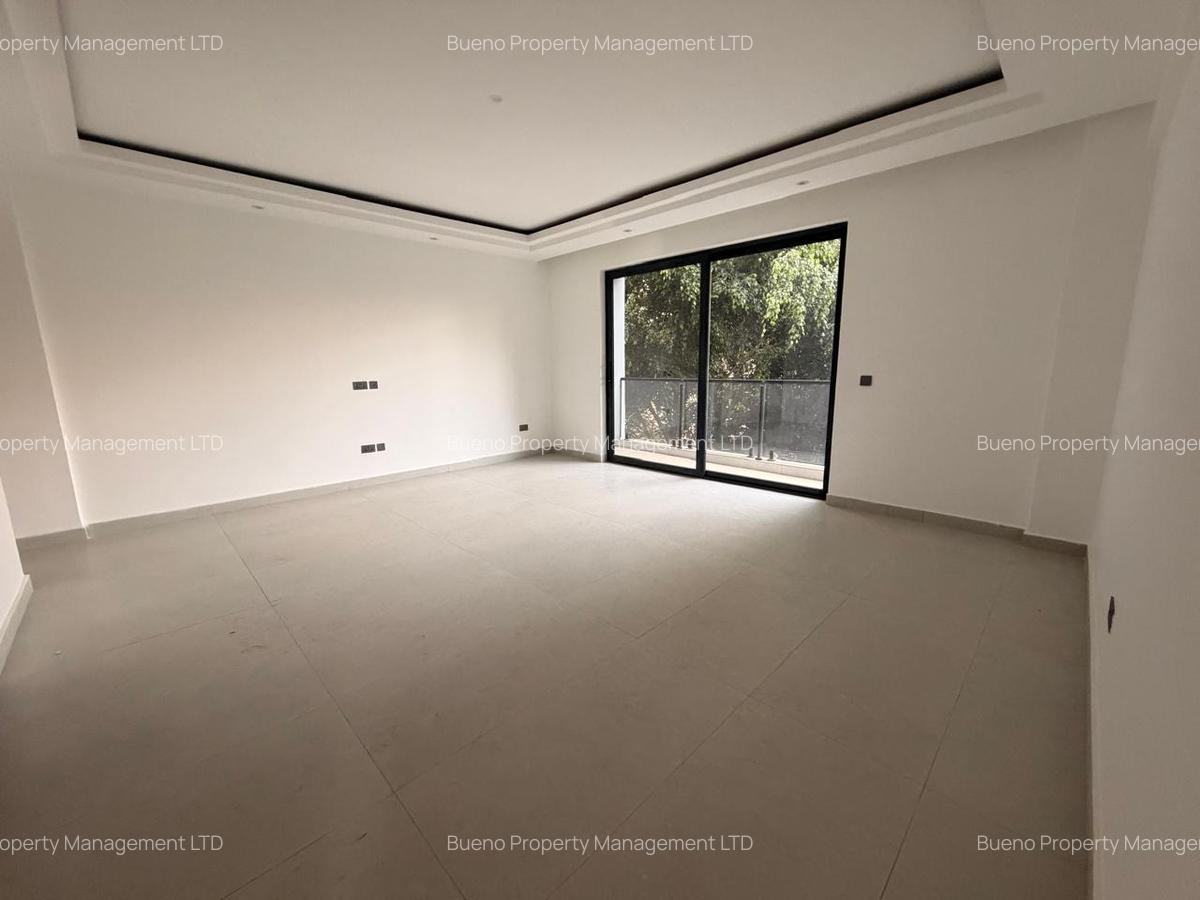 3 Bed Apartment with Gym in Brookside - 1