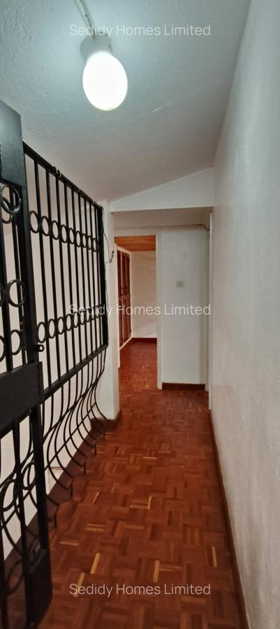 4 Bed House with En Suite in Westlands Area - 10