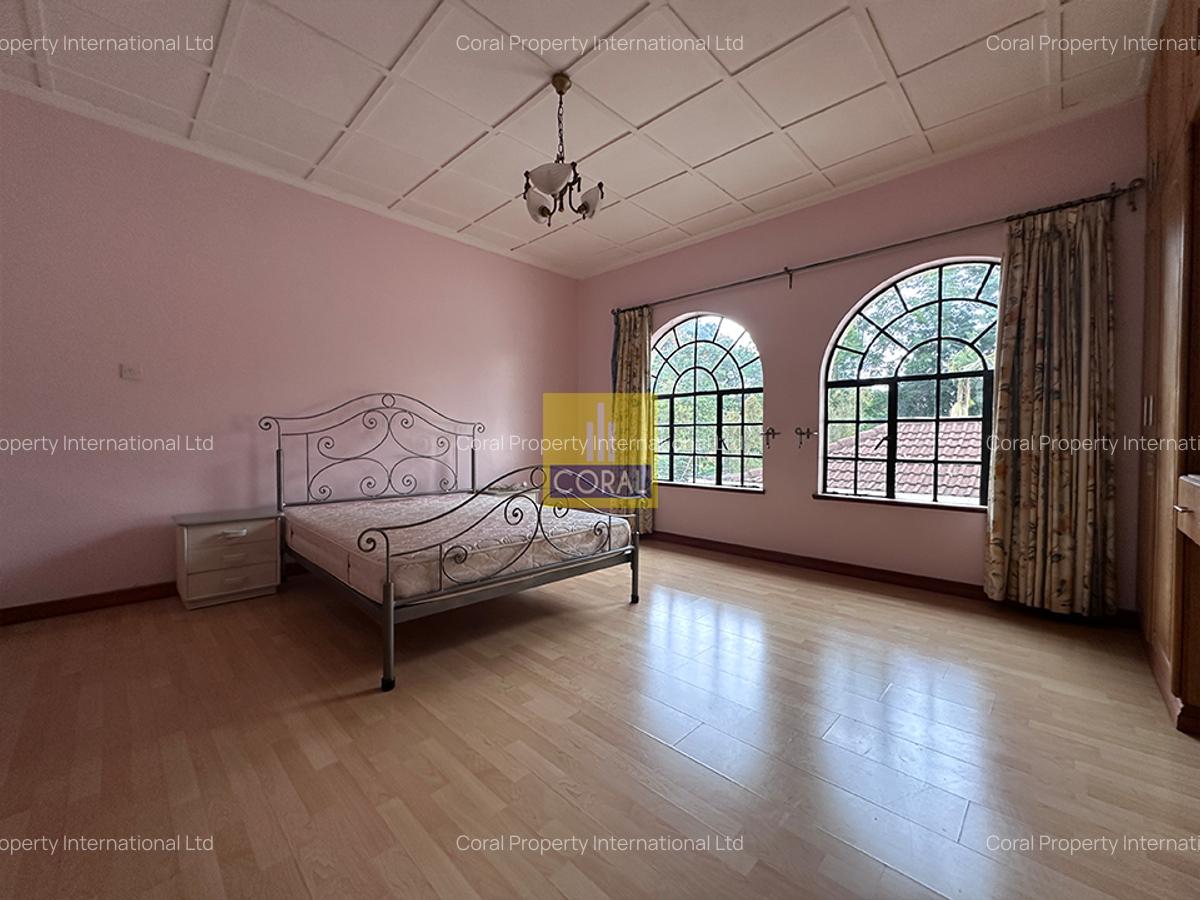5 Bed House in Runda - 11
