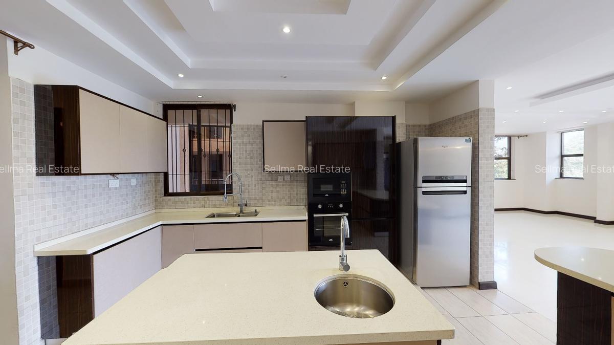 4 Bed Apartment with En Suite at General Mathenge - 7