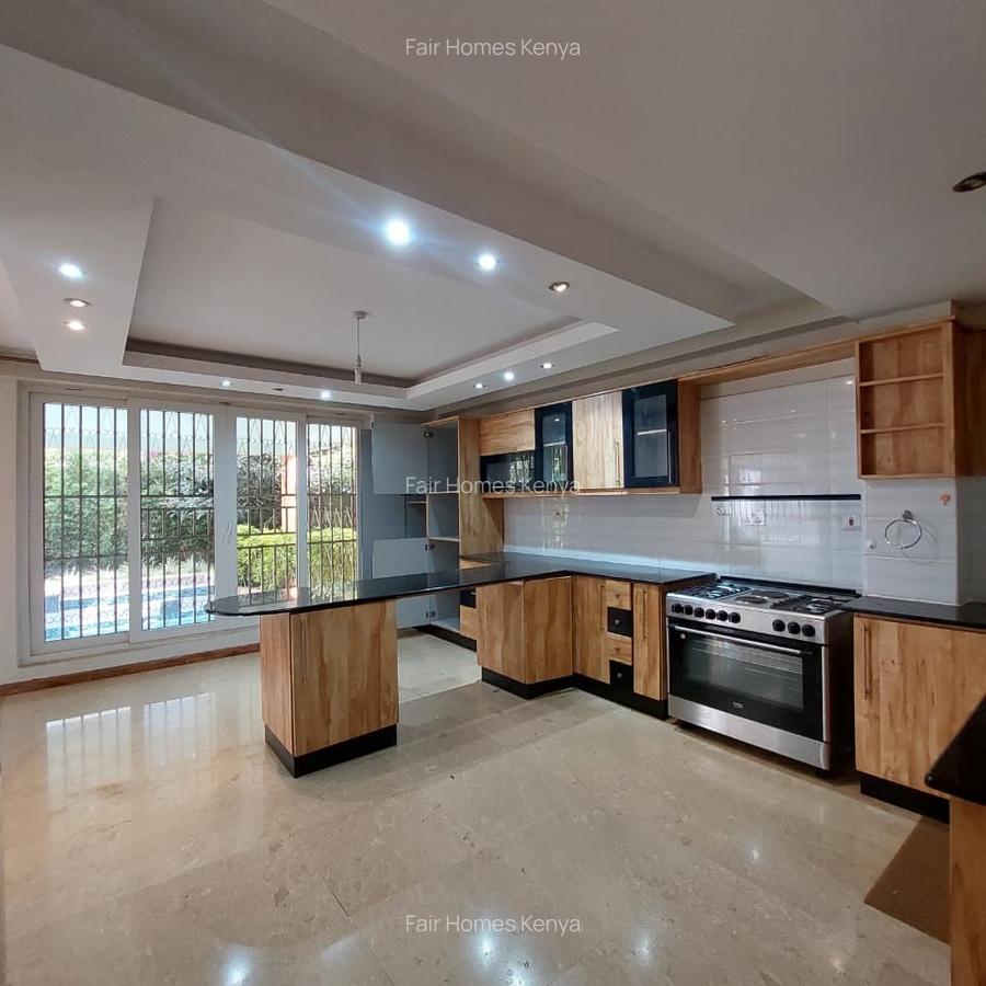 5 Bed Townhouse with En Suite at Convent Drive - 9