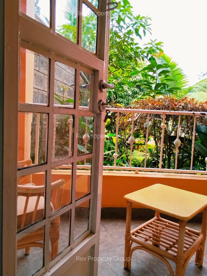 2 Bed House with En Suite in Rosslyn - 8