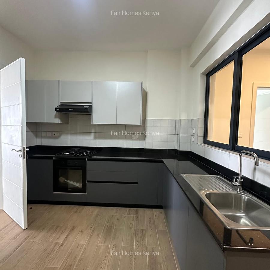 2 Bed Apartment with En Suite at Valley Arcade - 1