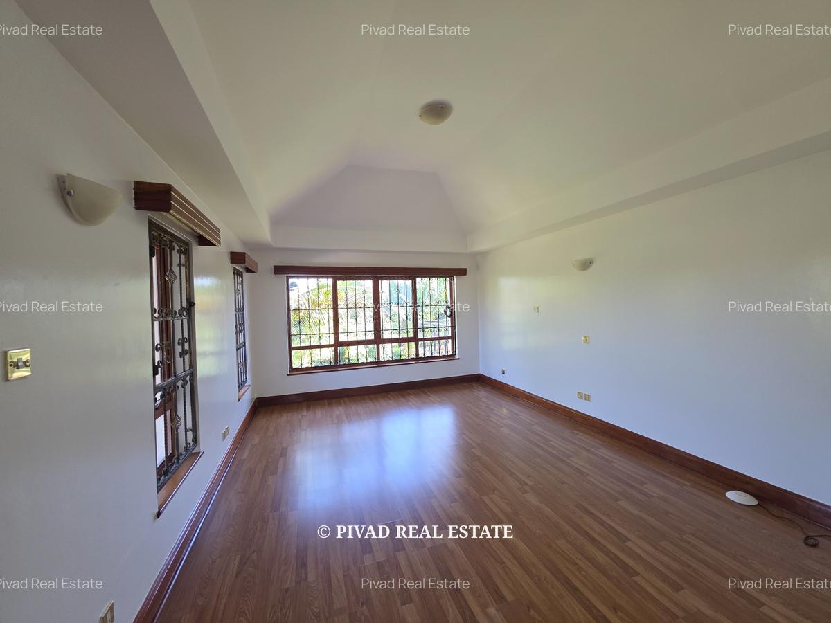 5 Bed House with Swimming Pool in Runda - 6