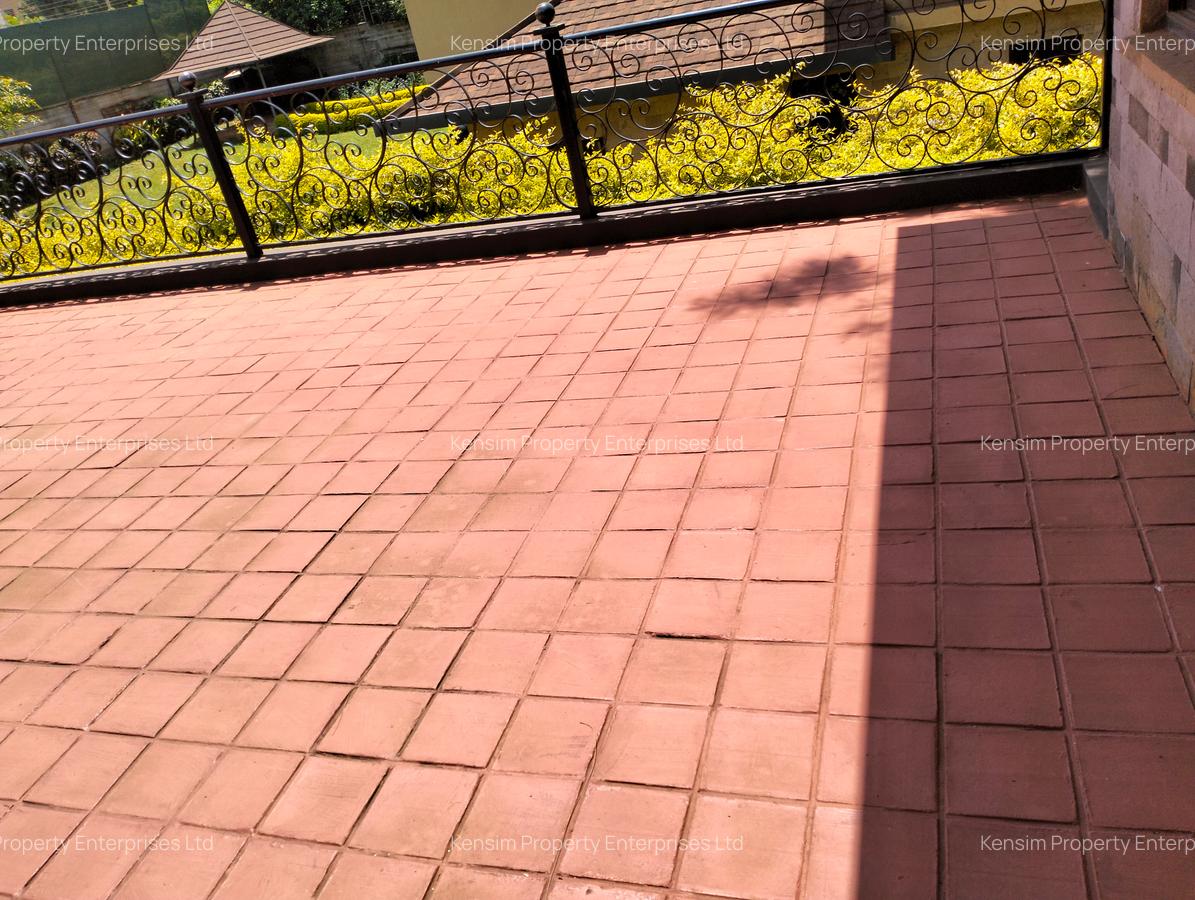 4 Bed Townhouse with En Suite in Runda - 14