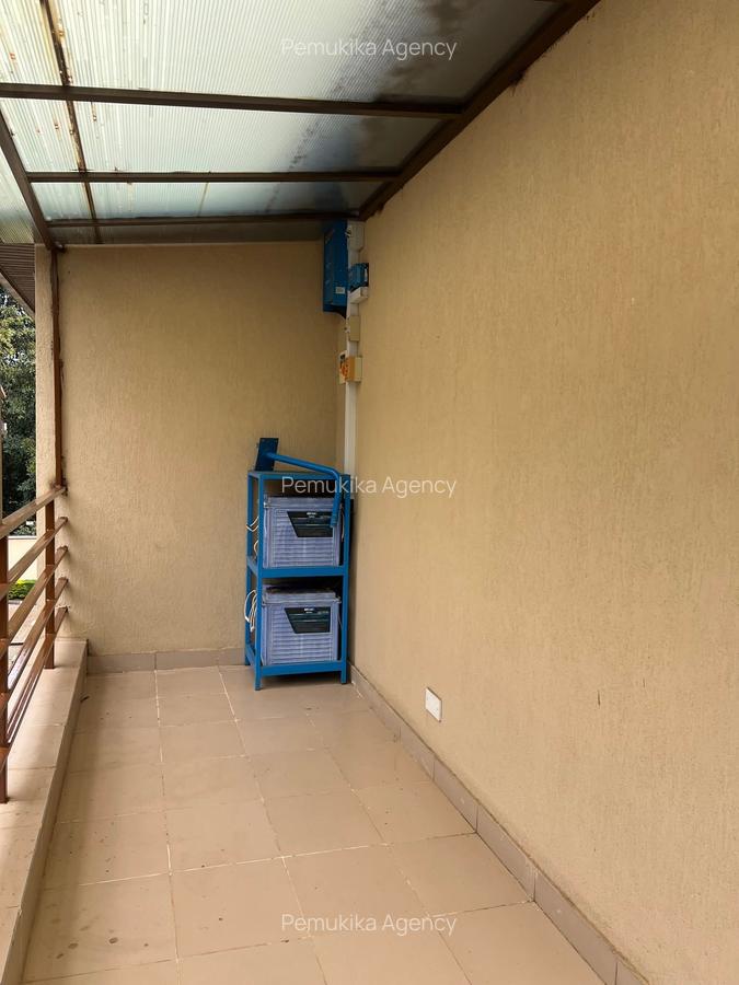 5 Bed Townhouse with En Suite in Lavington - 16