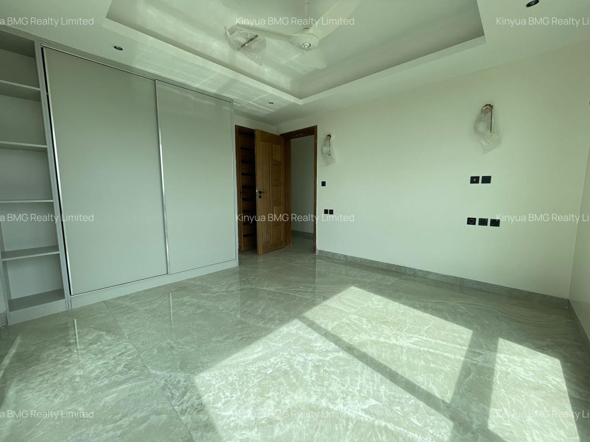Serviced 2 Bed Apartment with En Suite in Nyali Area - 6