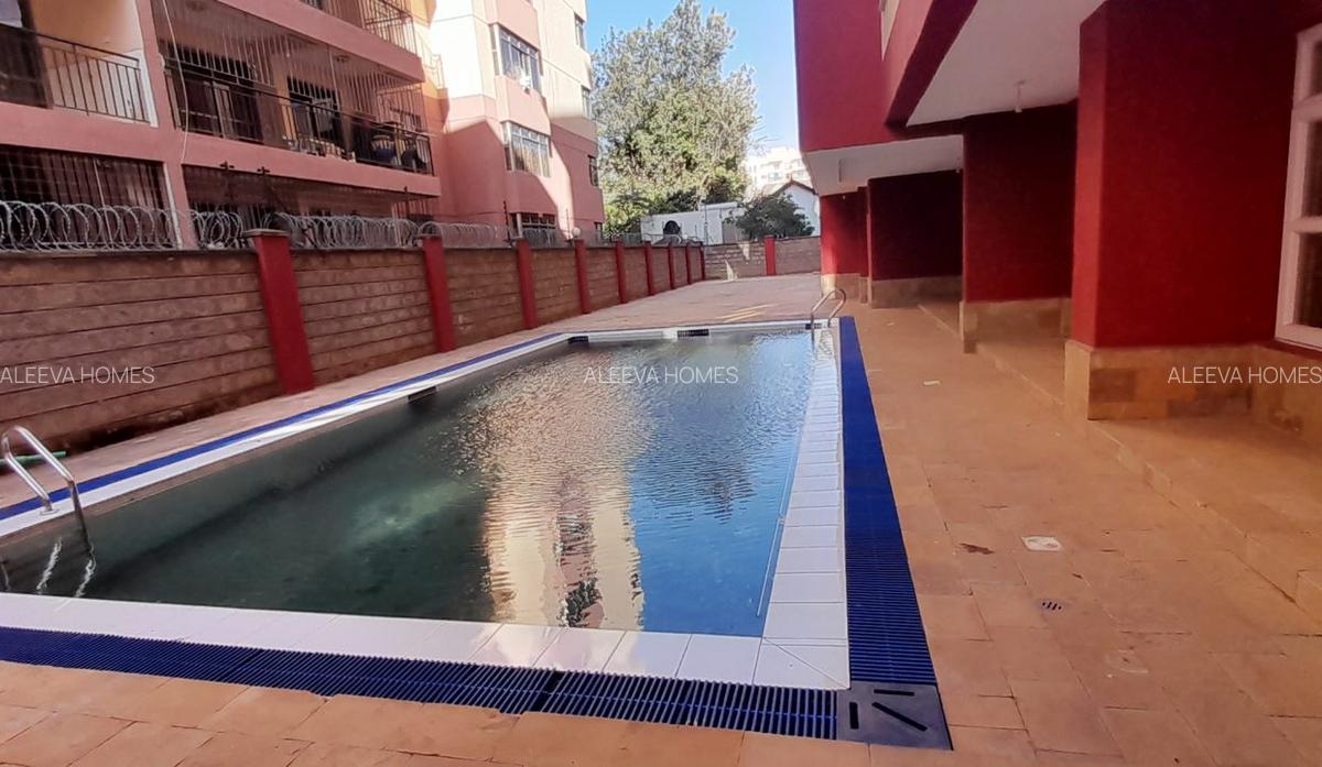 3 Bed Apartment with En Suite in Kilimani - 2