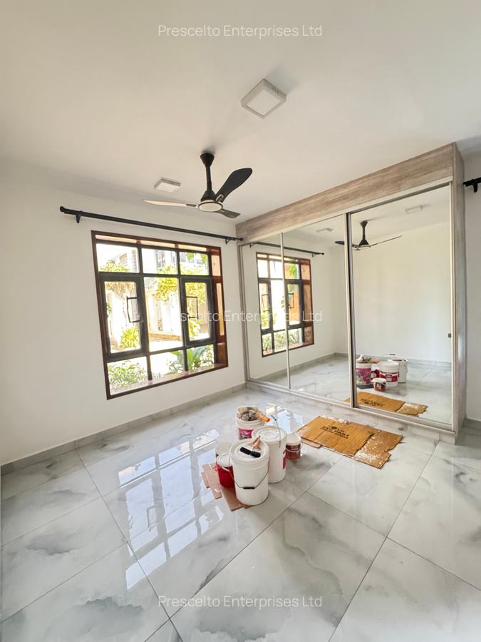 4 Bed Townhouse with En Suite at Nyali - 15