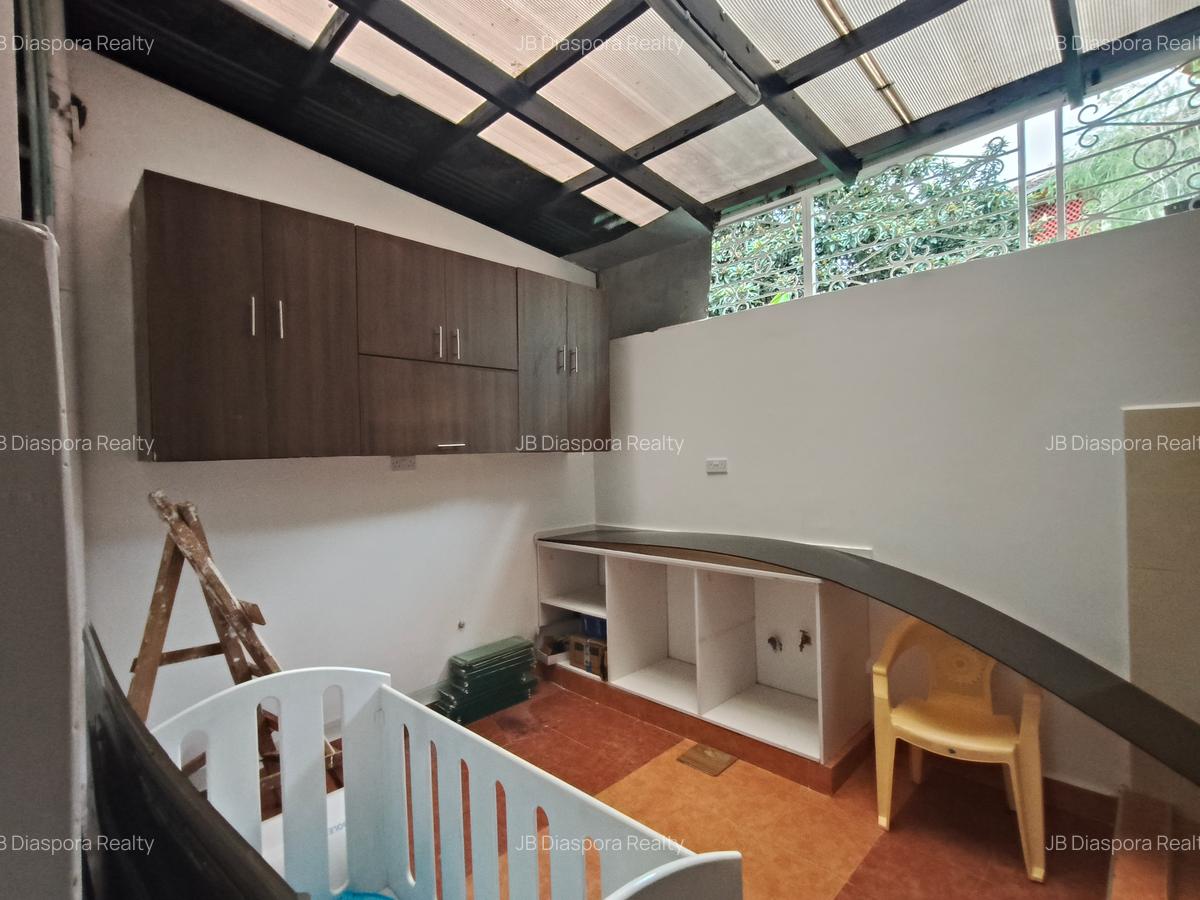 3 Bed Townhouse with En Suite at School Lane - 3