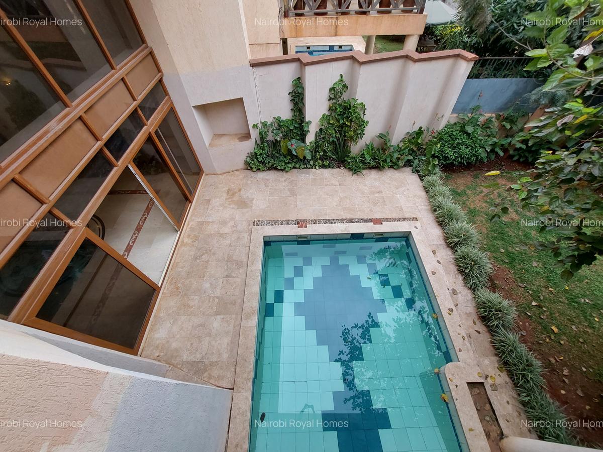 5 Bed Townhouse with En Suite at Lavington Road 66 - 17