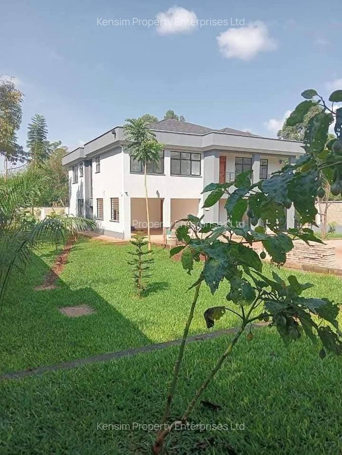 4 Bed Townhouse with En Suite in Ridgeways - 1