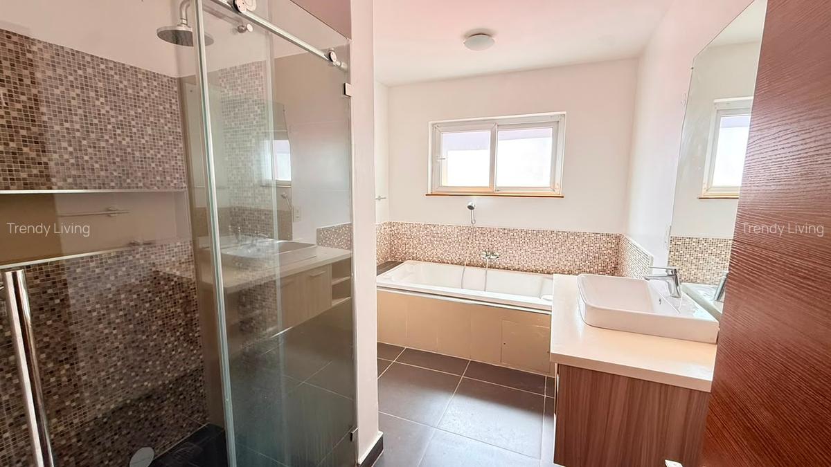 Serviced 3 Bed Apartment with En Suite in Lavington - 12