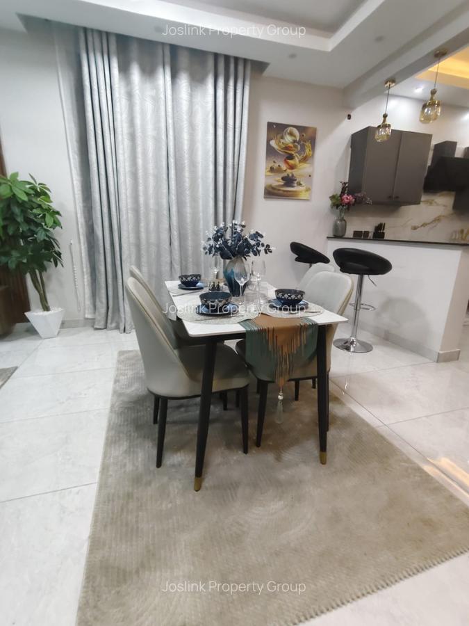 4 Bed Townhouse with En Suite at Greenwood Drive - 12