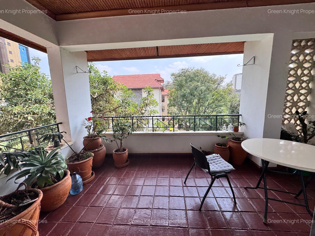 Serviced 4 Bed Apartment with En Suite in Kilimani - 2