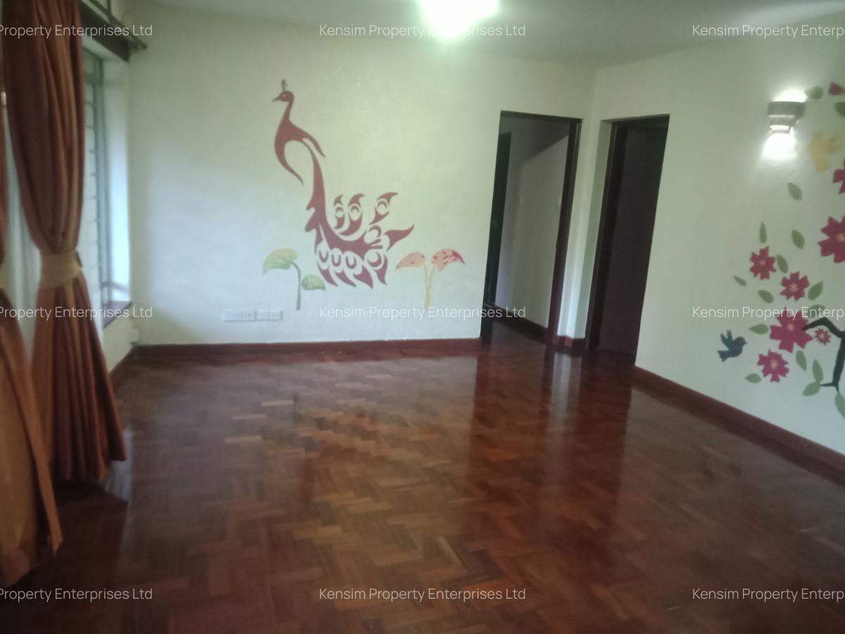 5 Bed Townhouse with En Suite in Kitisuru - 16
