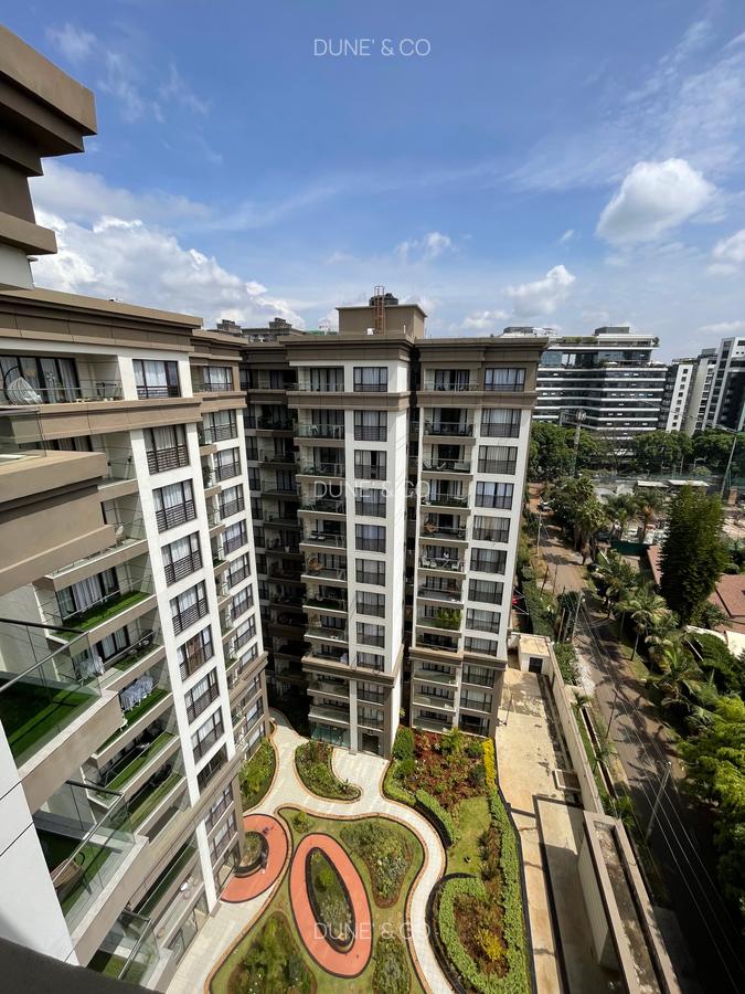 2 Bed Apartment with En Suite in Riverside - 2
