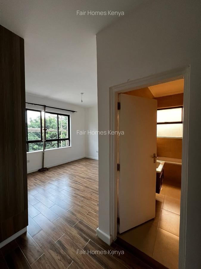 3 Bed Apartment with En Suite at Hatheru Road - 9