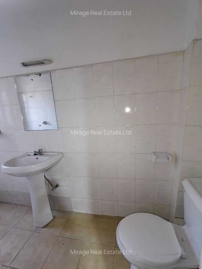 3 Bed Apartment with En Suite in Kilimani - 6