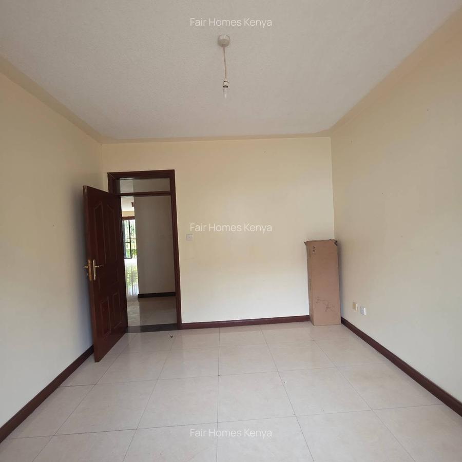 4 Bed Townhouse with En Suite at Grevilea Grove - 12