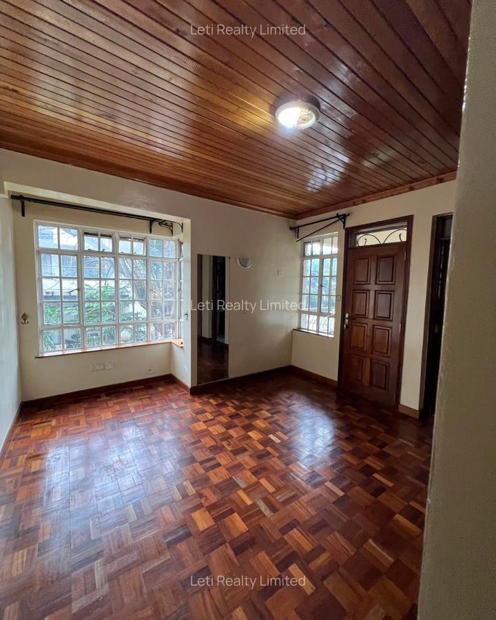 5 Bed Townhouse with En Suite in Lavington - 5