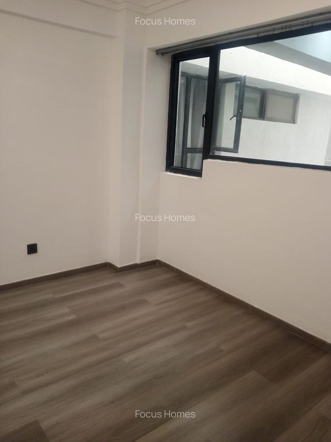 2 Bed Apartment with En Suite in Lavington - 12