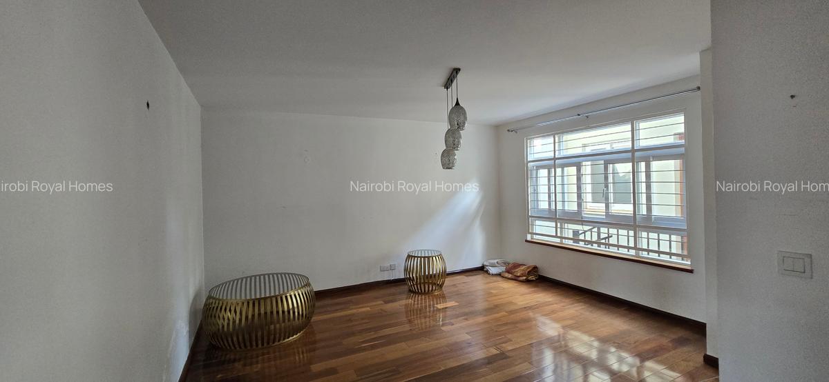 5 Bed Townhouse with En Suite at Lavington Green - 11
